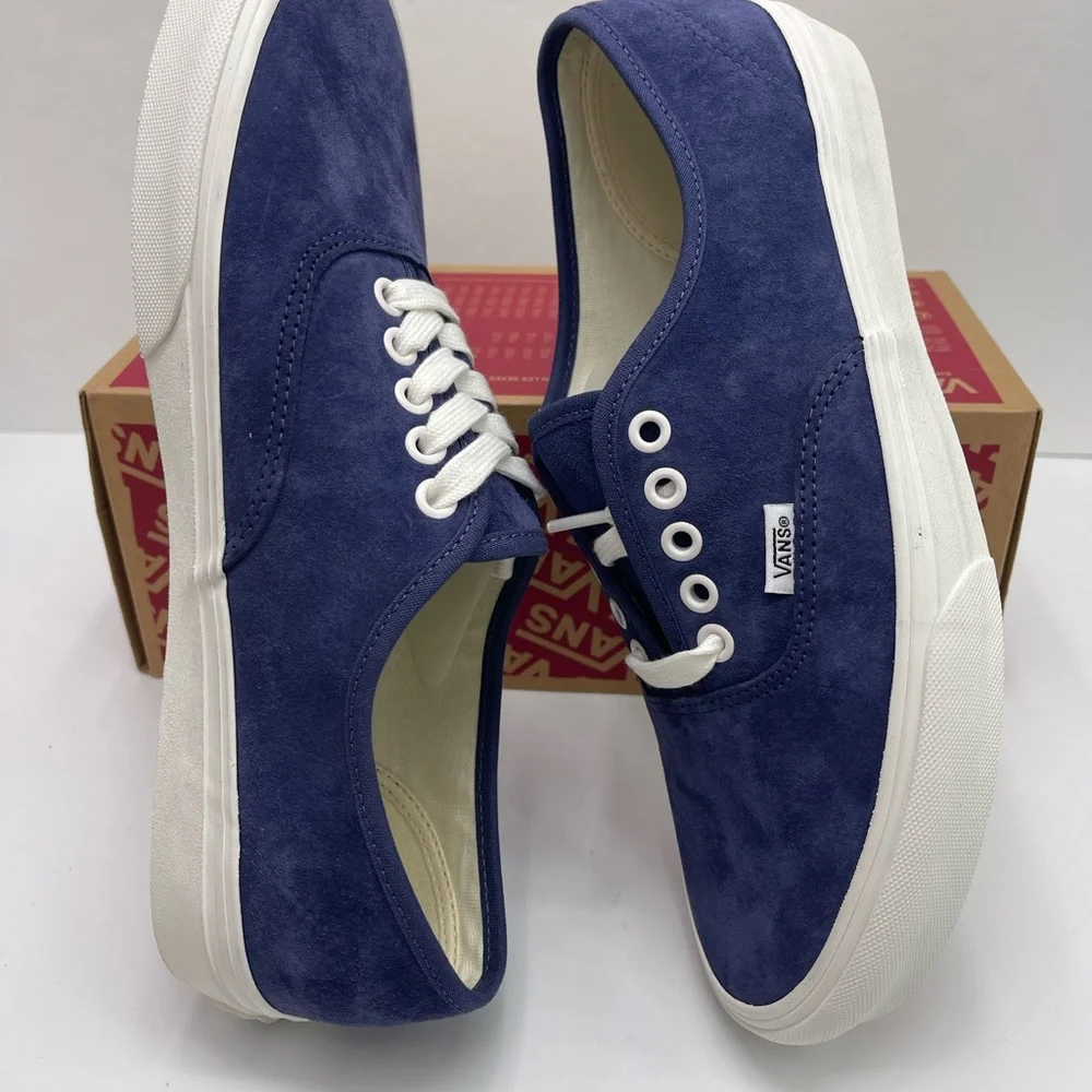 Vans WMNS Authentic
Pig Suede Deep Twilight Sneakers
VN000D7YEMT - Picture 12 of 16